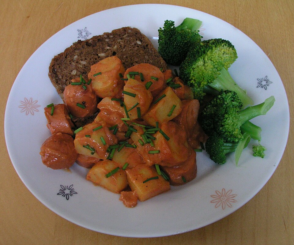 svensk pølseret - Traditional Denmark dish