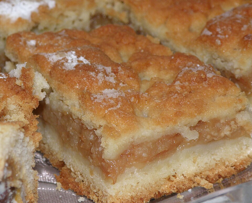 szarlotka - Traditional Poland dish