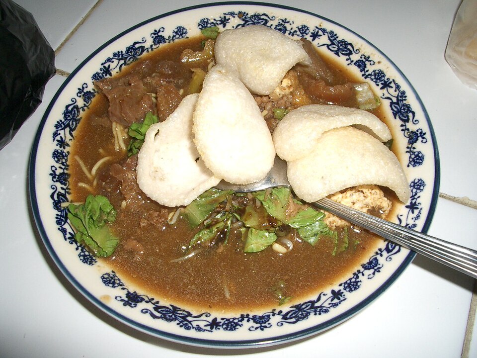 tahu campur - Traditional Indonesia dish