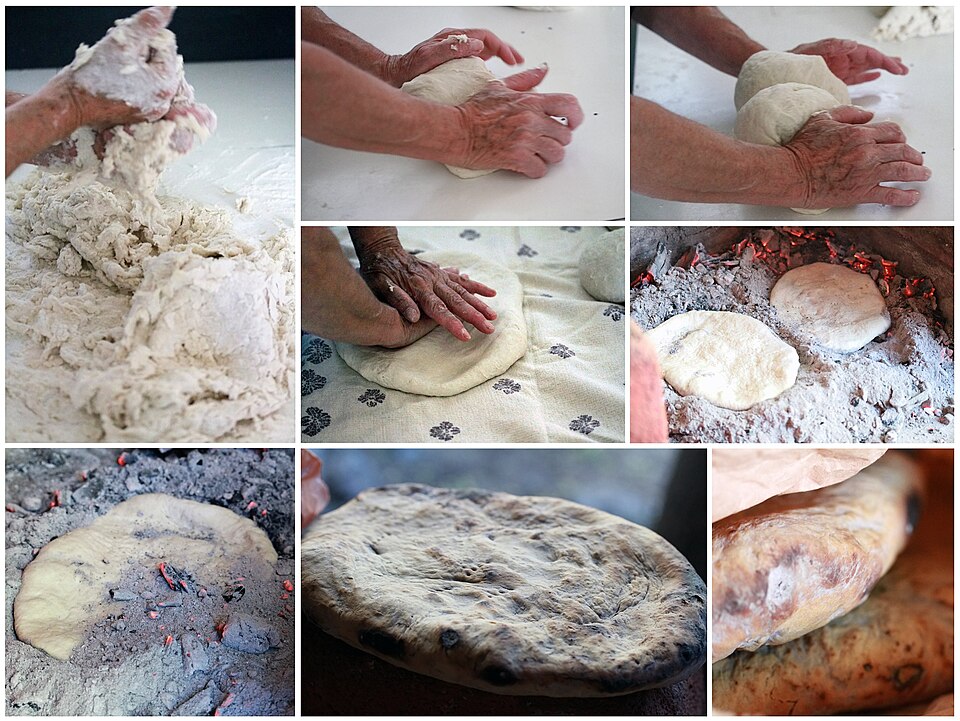 tortilla de rescoldo - Traditional Chile dish