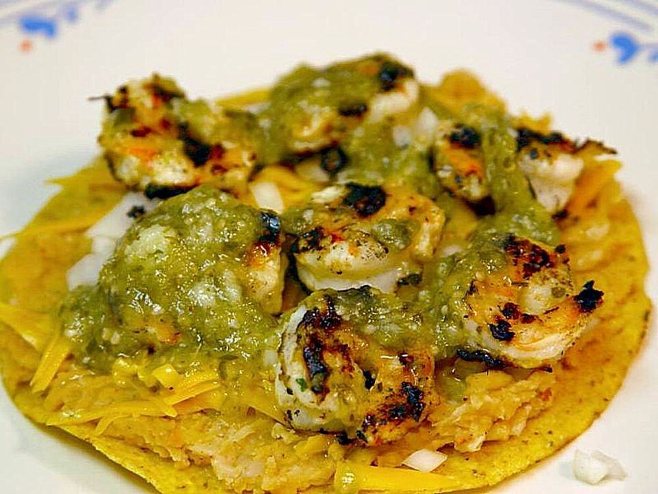 tostada - Traditional Mexico dish
