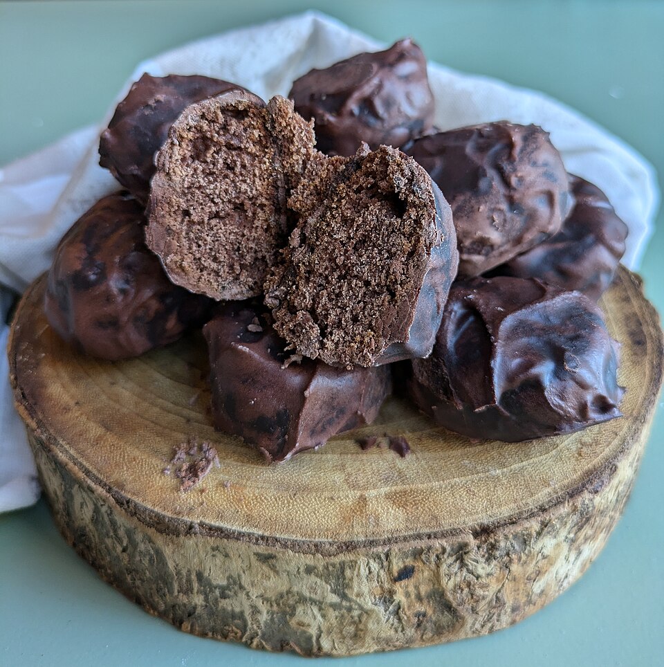 Totò al cioccolato - Traditional Italy dish