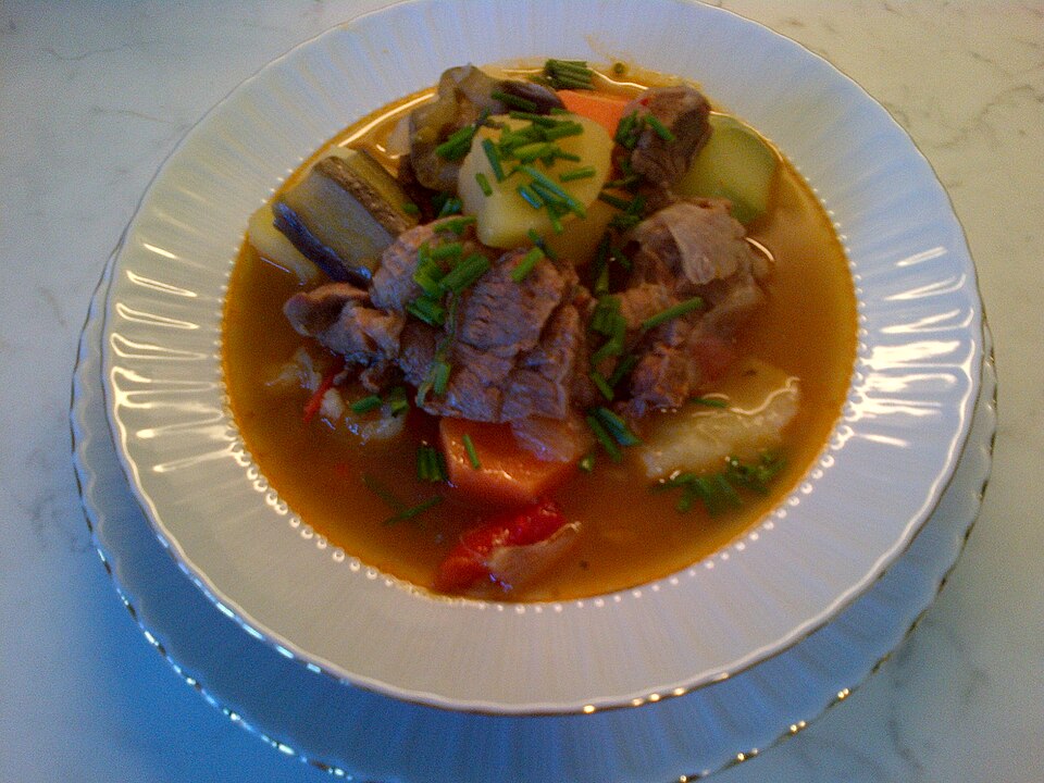 türlü - Traditional Türkiye dish