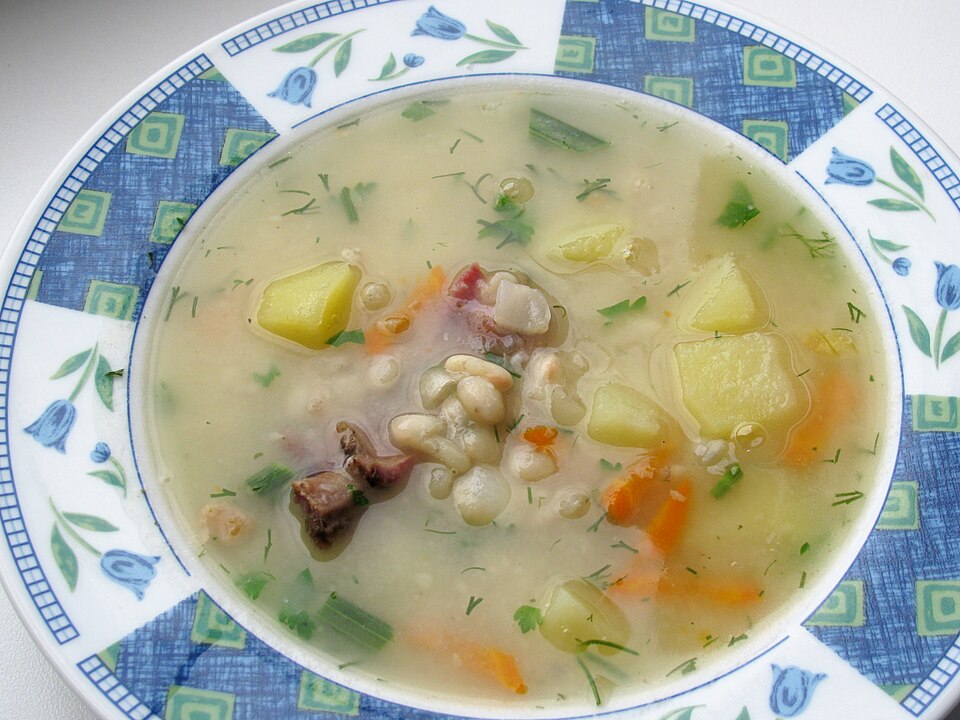 Суп квасолевий - Traditional Ukraine dish