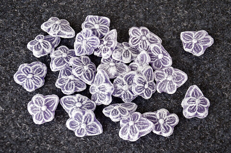 Violet candy - Traditional France dish