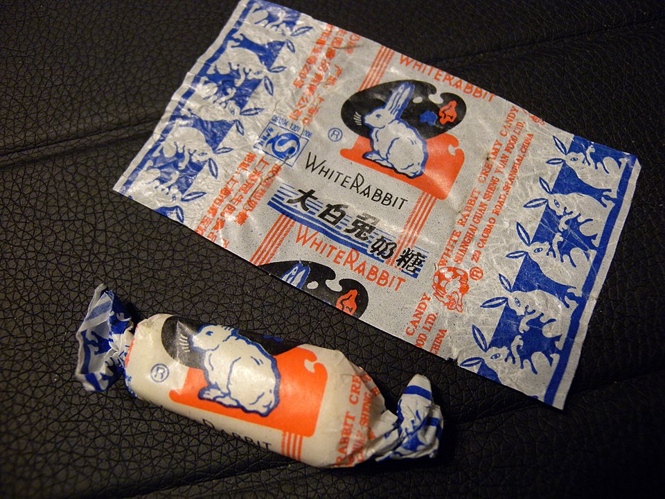 White Rabbit Creamy Candy - Traditional China dish