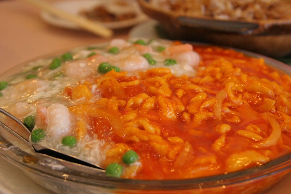 yin yang fried rice - Traditional China dish