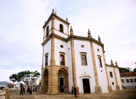 Igreja de Nossa Senhora da Glória do Outeiro