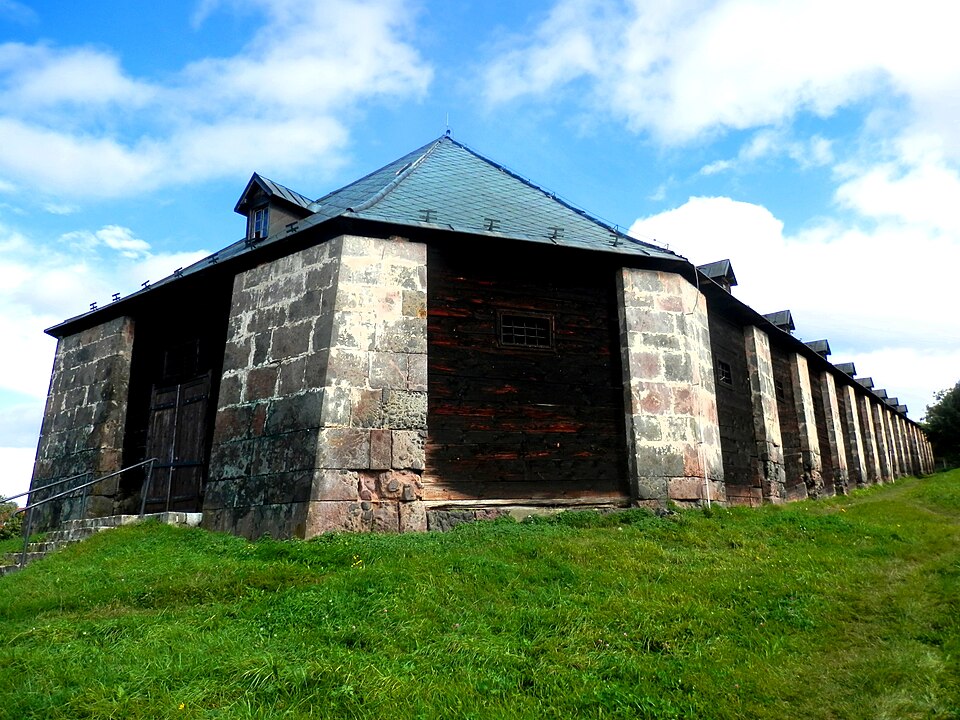 Četerne - zásobníky soľanky