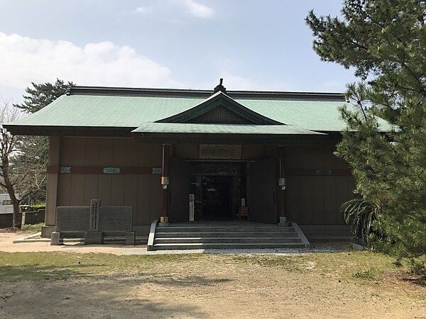 中山神社宝物殿