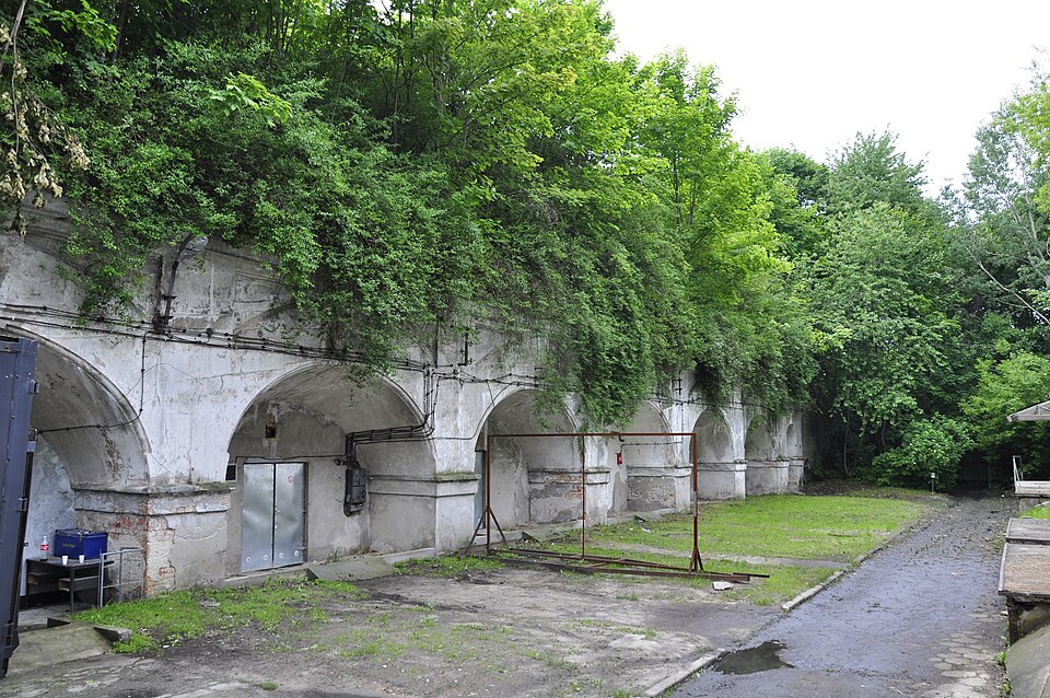Fort VIIA Twierdzy Warszawa "Służewiec"