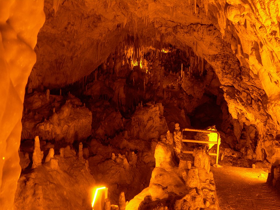 Σπήλαιο Περάματος