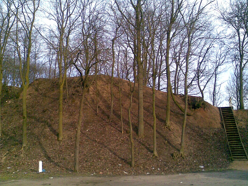 Lokėnėlių piliakalnis