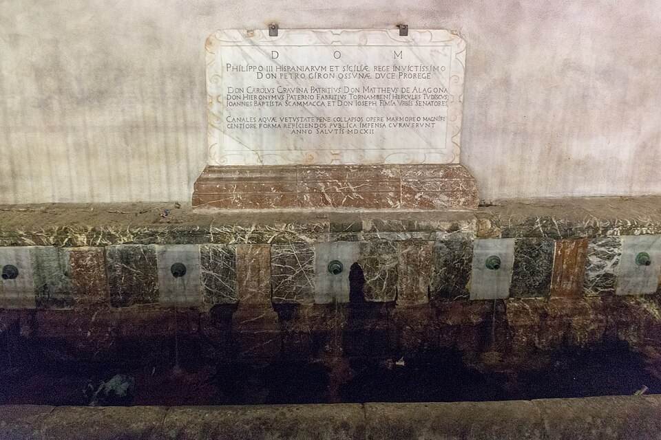 Fontana dei Sette Canali