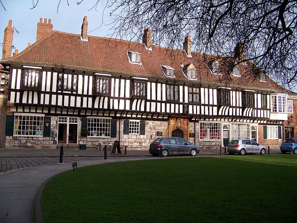 Saint William's College