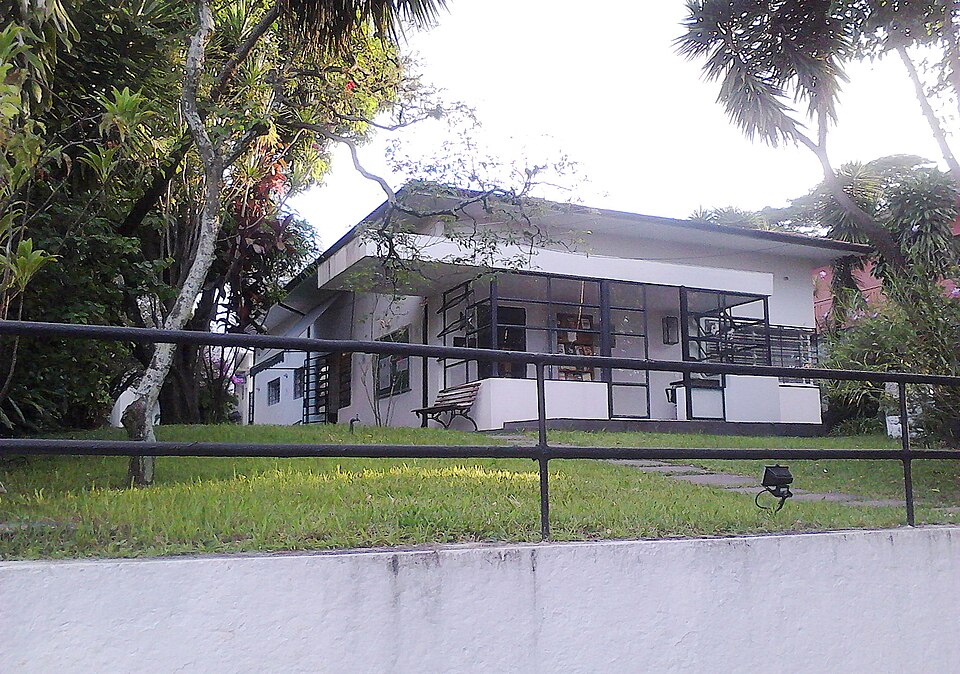 Centro Cultural Aúthos Pagano