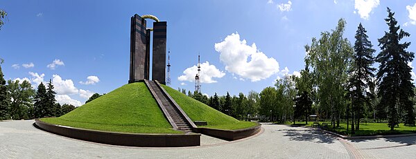 Жертвам фашизму