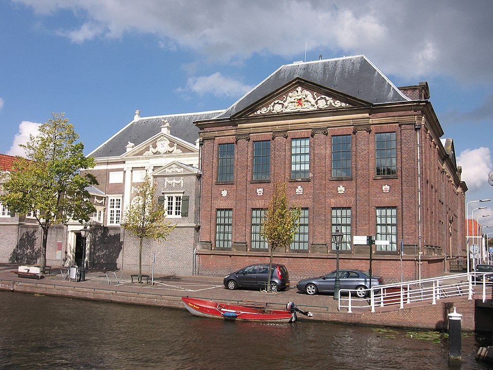 De Lakenhal