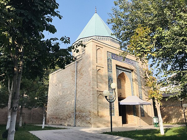 мавзолей Колдергоч бея