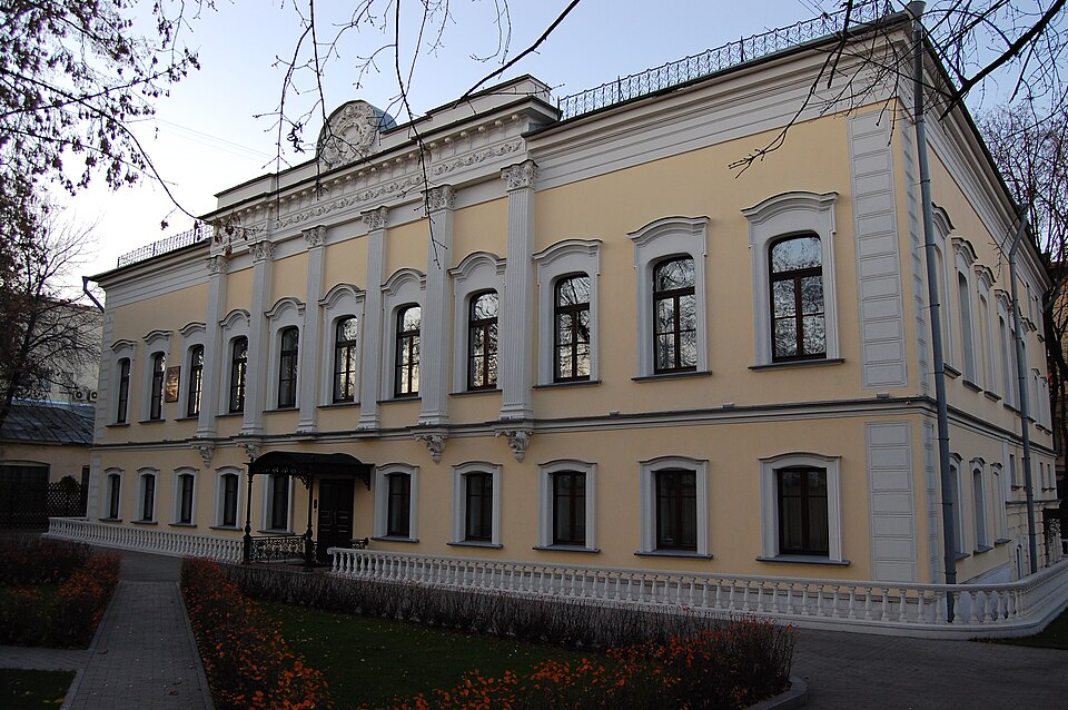 Городская усадьба Полежаевых и Зубовых