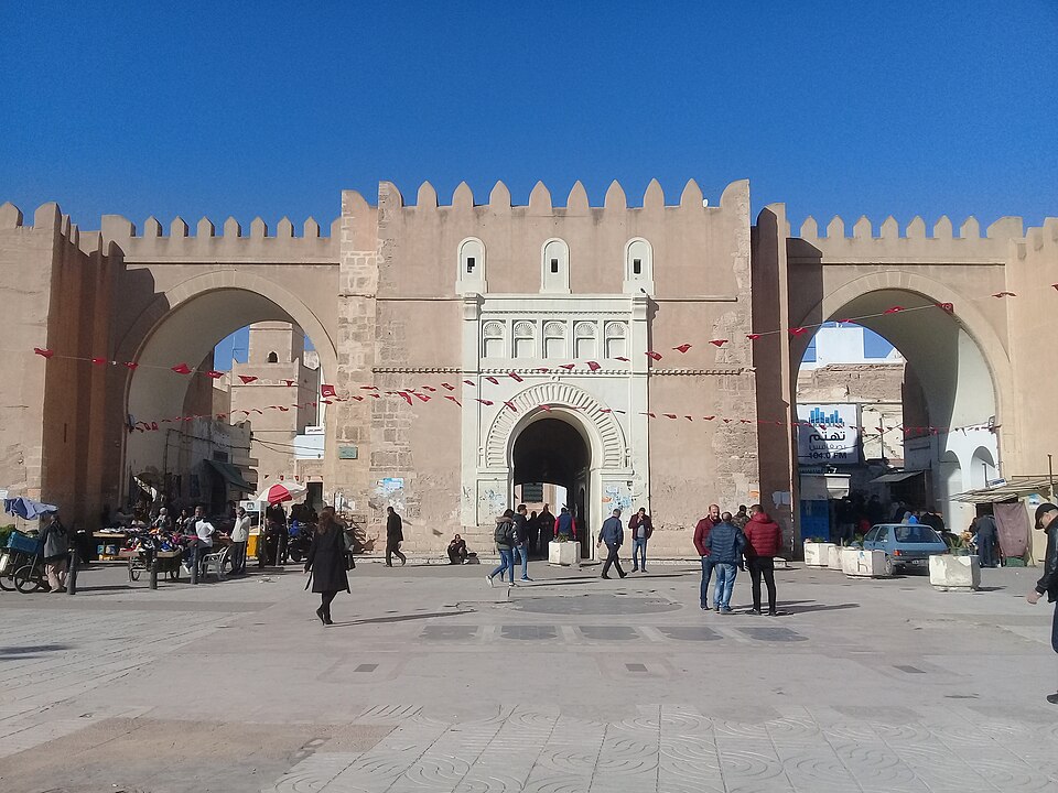 باب الديوان