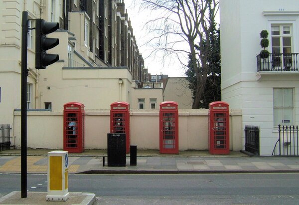 Four K6 Telephone Kiosks