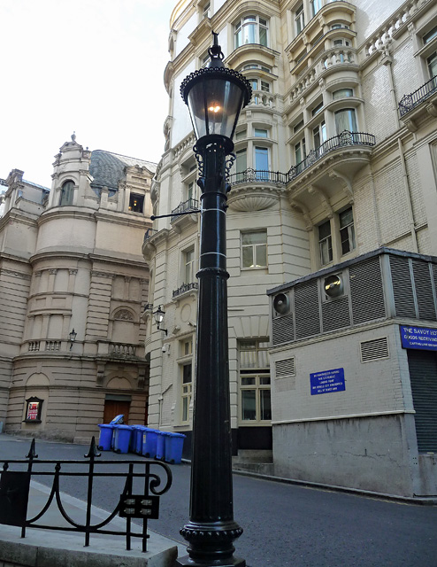 Sewer ventilation lamp