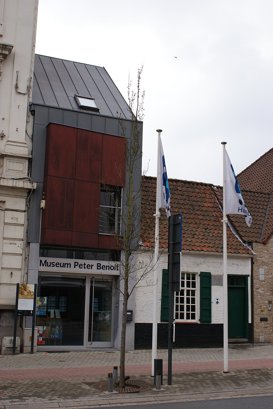 Stedelijk Museum Peter Benoit