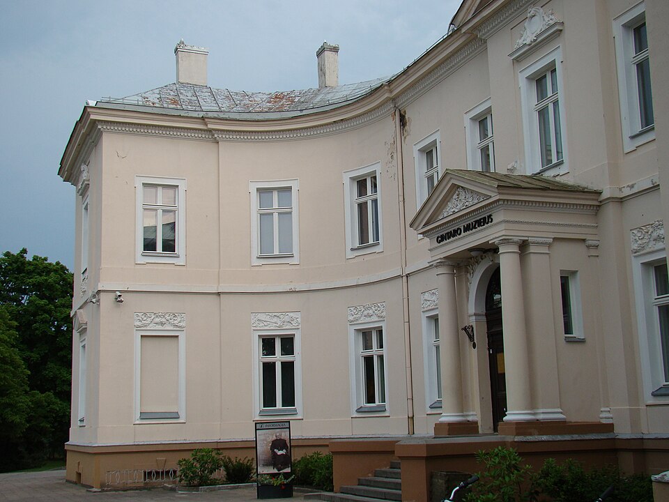 Tiškevičių rūmai