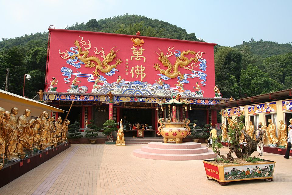 萬佛寺 Ten Thousand Buddha's Monastery