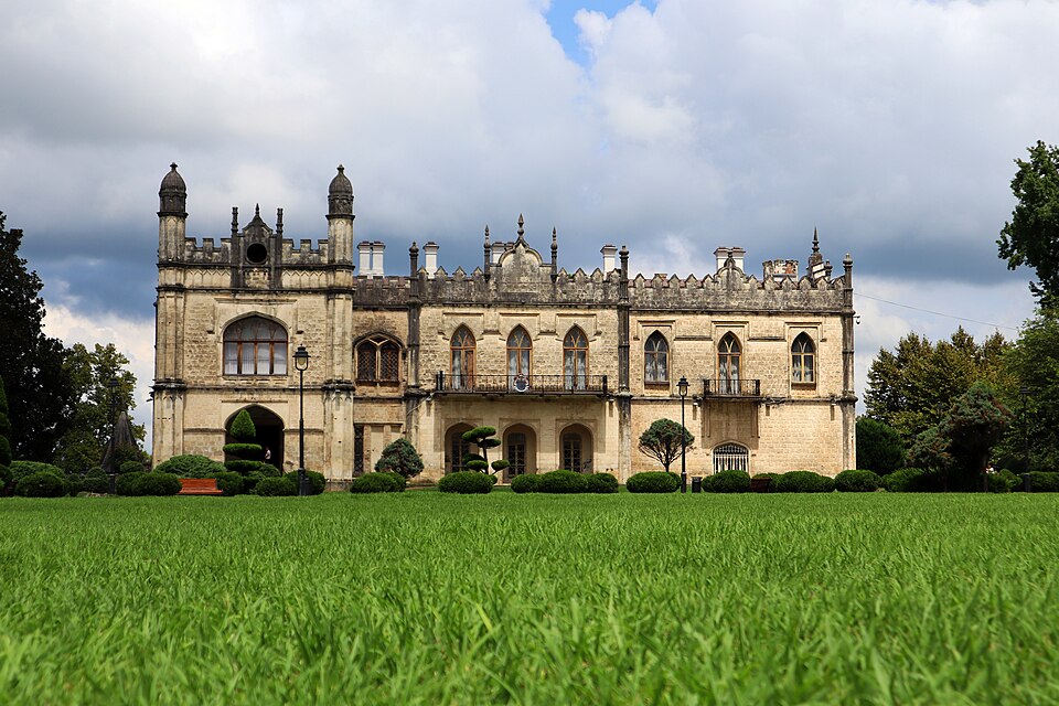 დადიანების სასახლეთა ისტორიულ-არქიტექტურული მუზეუმი