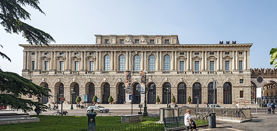 Palazzo della Gran Guardia