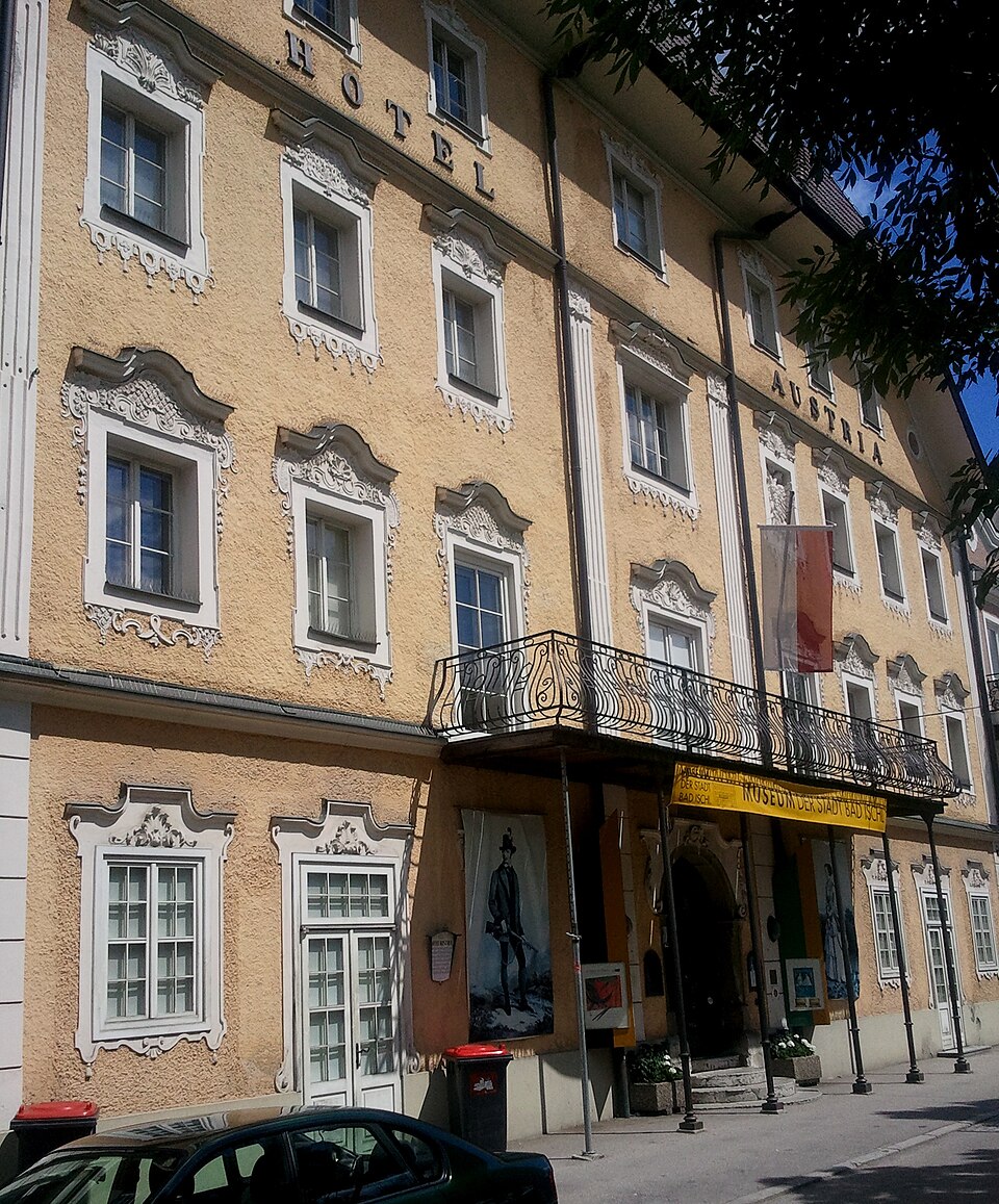 Stadtmuseum (ehem. Hotel Austria)