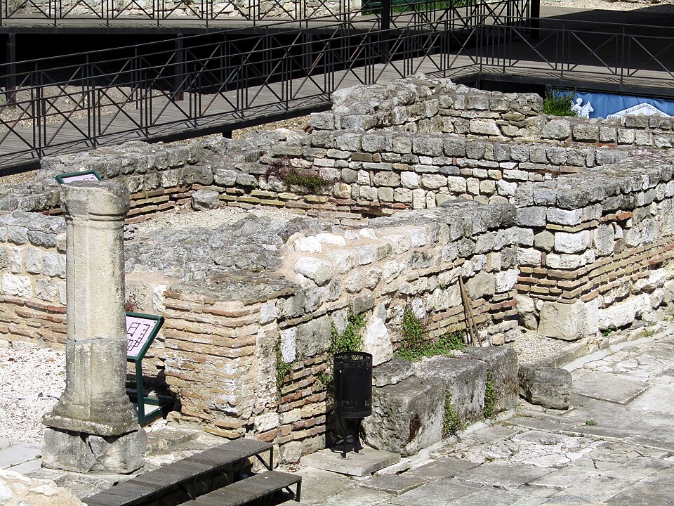 Малки Римски терми