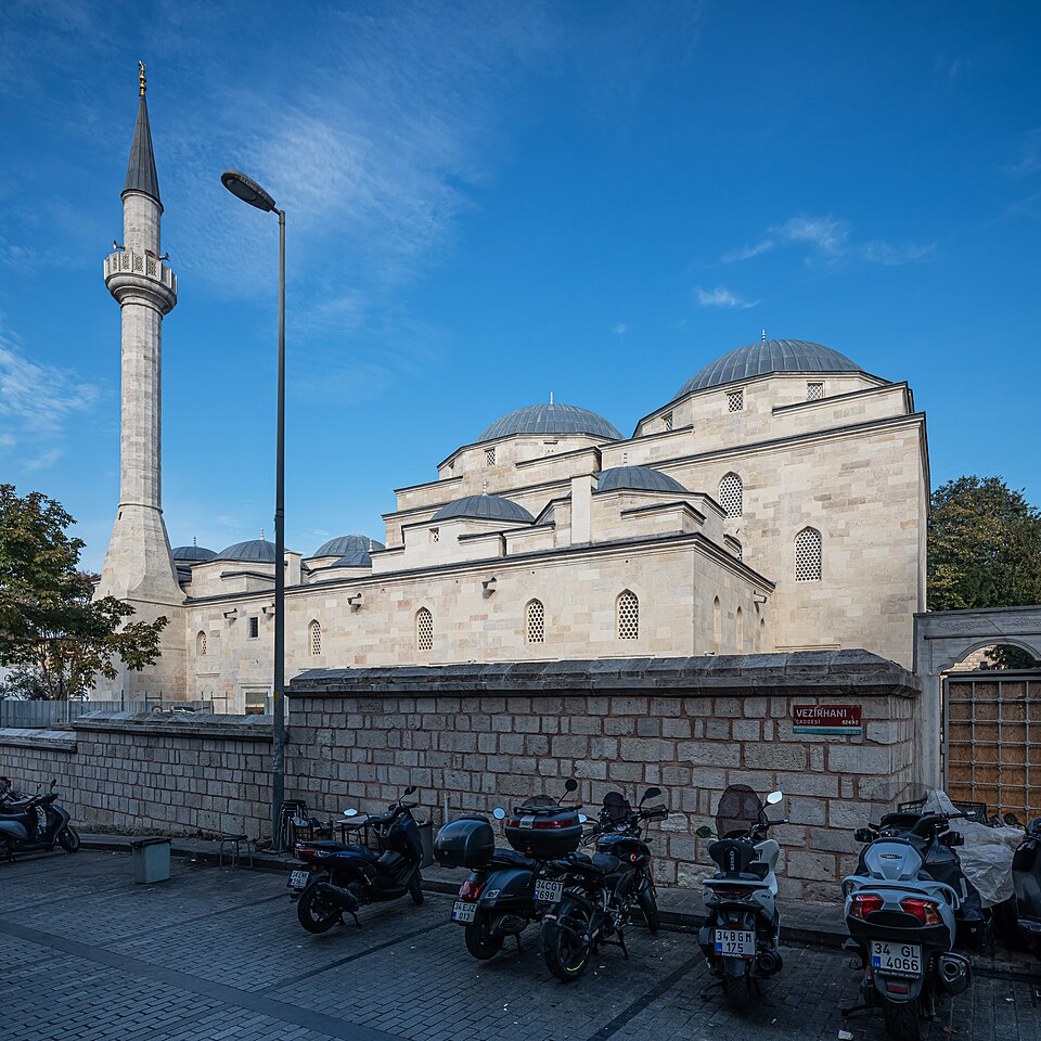 Mahmut Paşa Camii