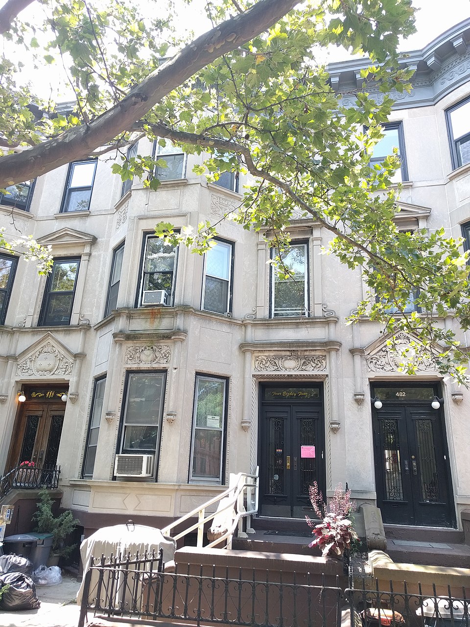 Lesbian Herstory Archives