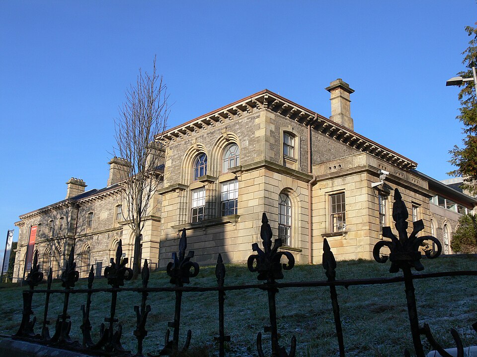 Model Niland Gallery