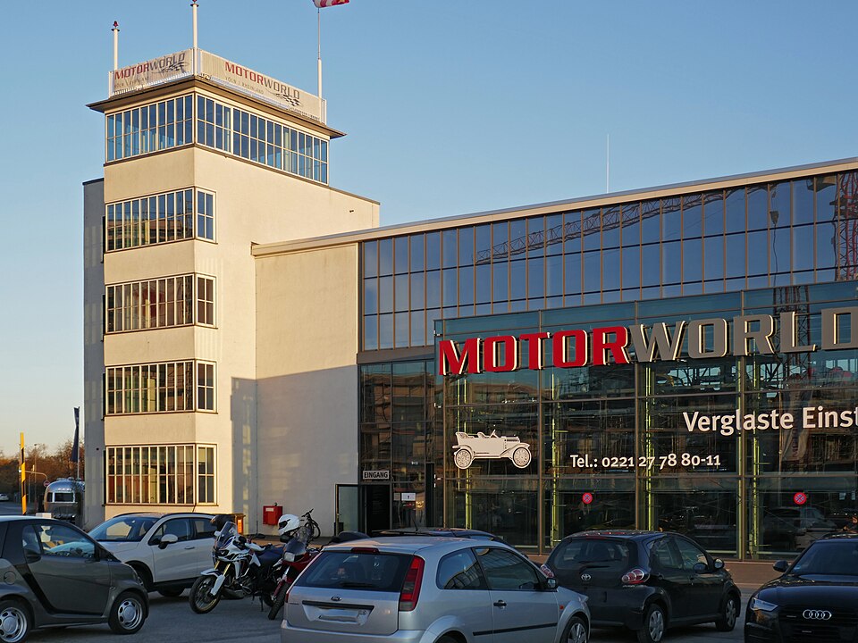 Michael-Schumacher-Hangar