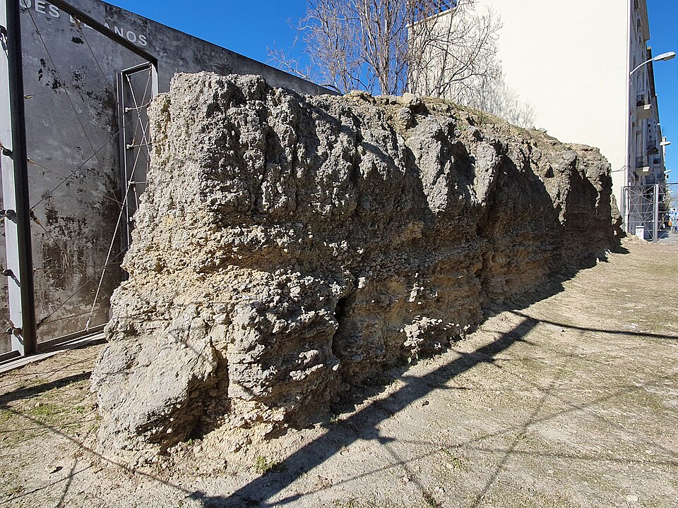 Geomonumento da Rua Sampaio Bruno